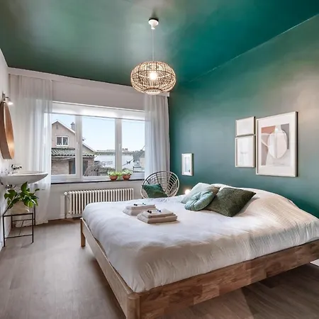 Ruim, Rustgevend Glv App Met Warme Kleuraccenten